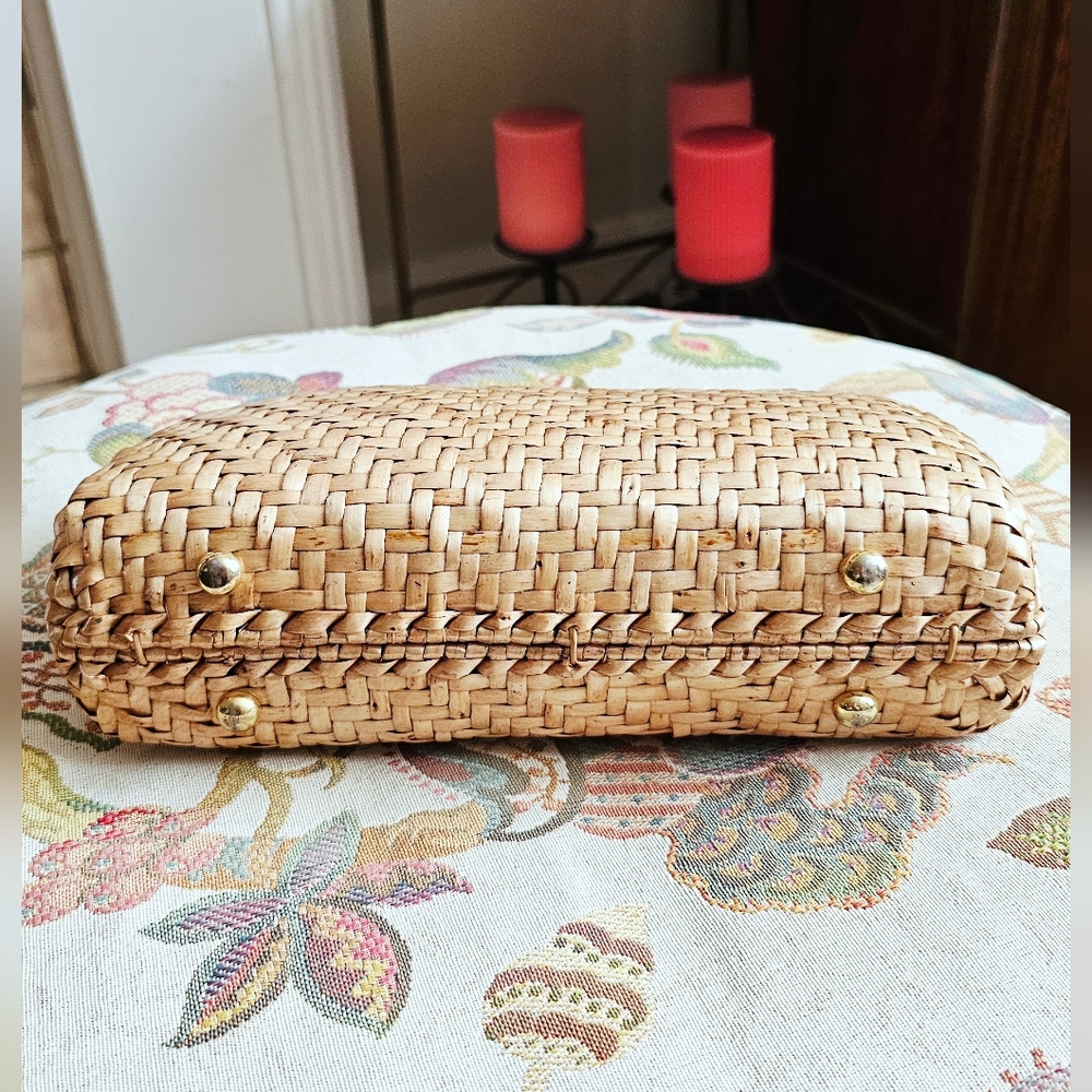 1970's Walborg Rattan Purse. Woven rattan purse. Vintage purse. - Picture 9 of 14